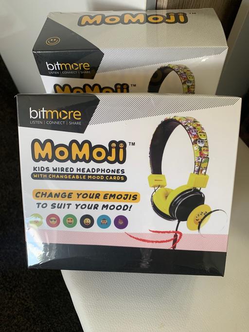  — Wireless kids head fones
