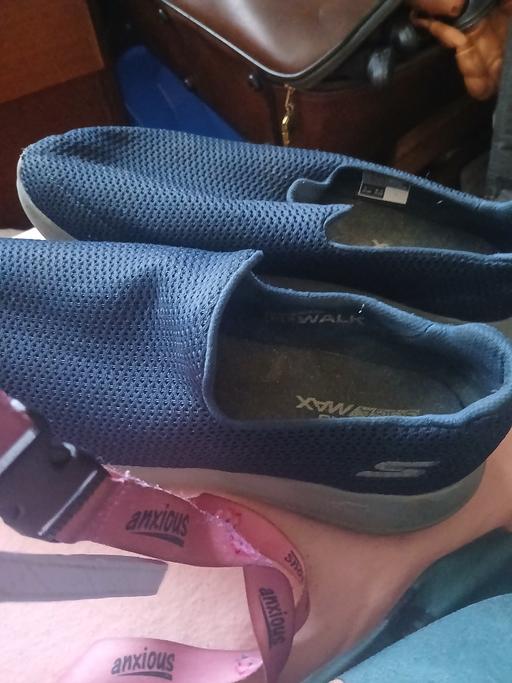  — men's slip ons 44