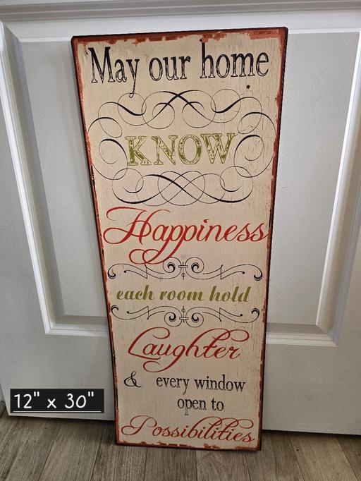  — Retro tin wall decor