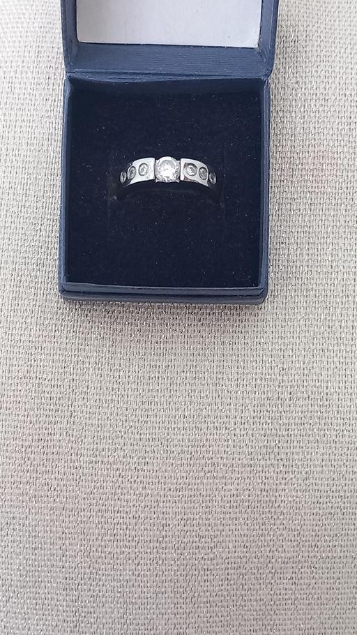  — dress ring