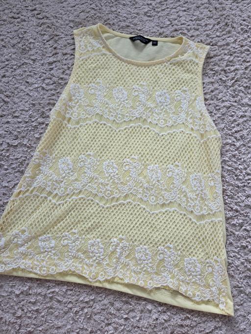  — Size 18 DOROTHY PERKINS vest top