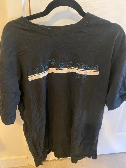  — Mens short sleeve T- shirt Bench XL