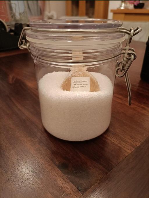  — bath salts a jar unwanted gift