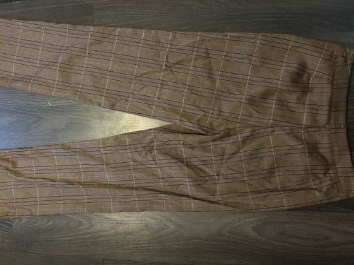  — Women’s trousers