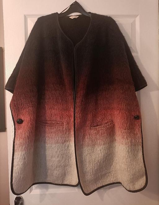  — XL ladies ombre throw on