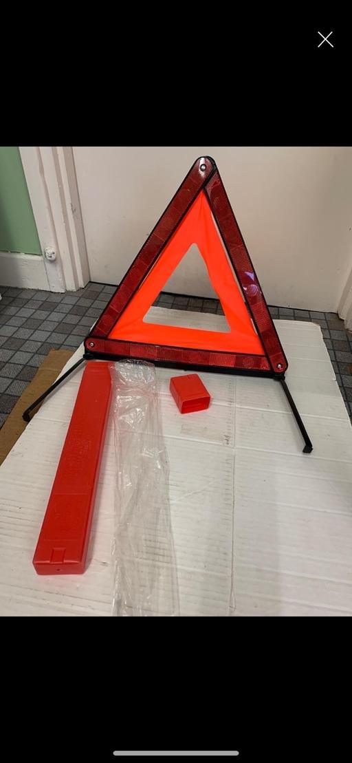  — Reflective triangle