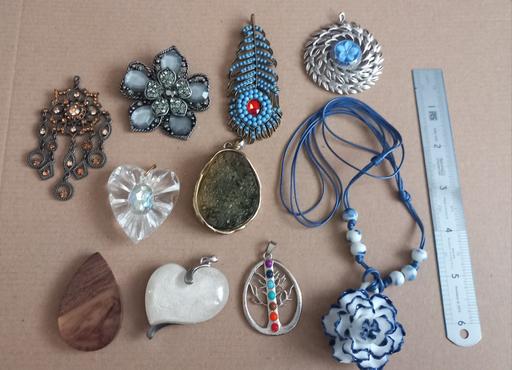  — Large collection of beautiful pendants