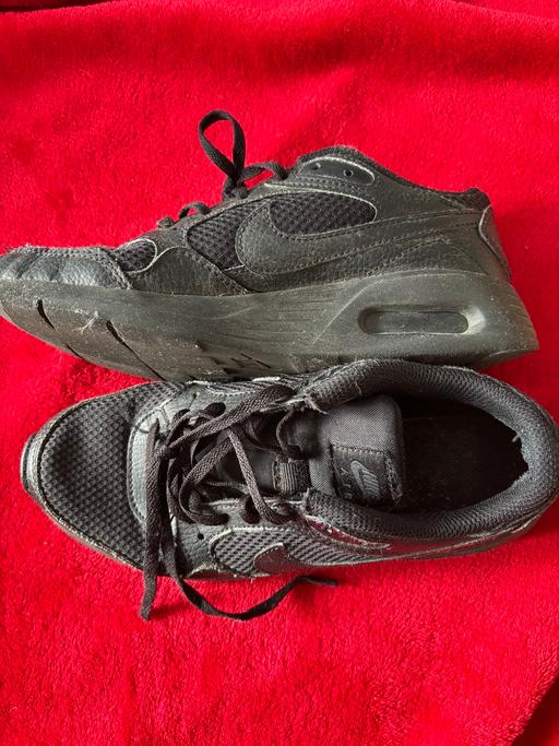  — Boys Nike trainers