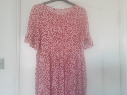  — Ladies size 16 summer dress