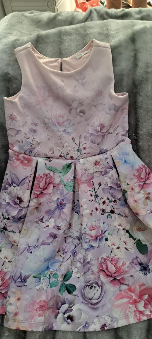  — Next Dress AGE 5