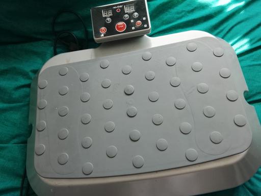  — electric vibration board