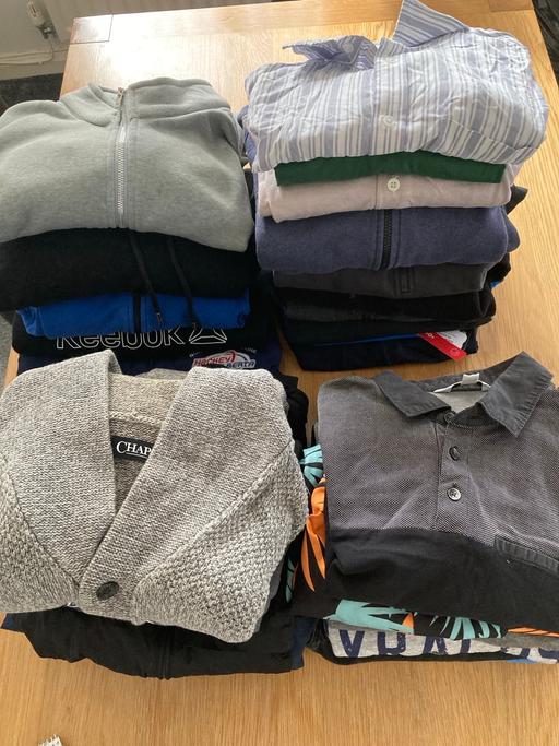  — Mens bundle of clothes