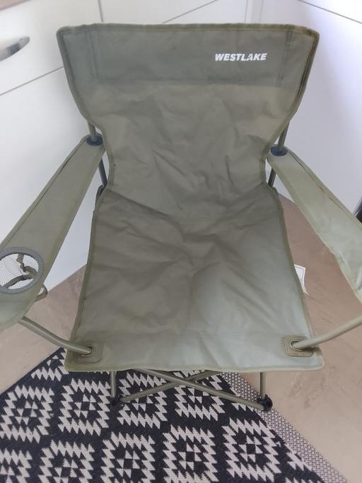  — camping chair