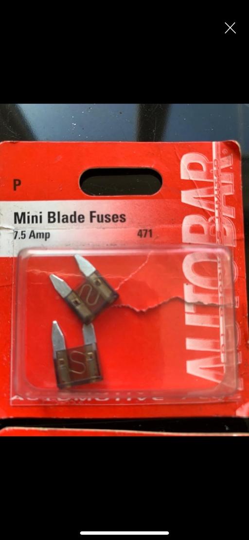 — Car fuses