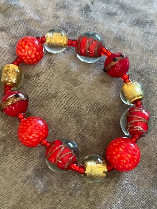  — Beautiful red glass bracelet