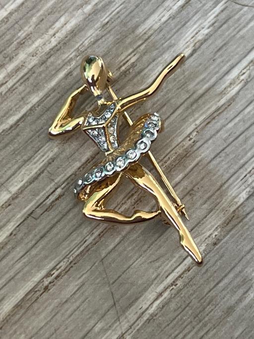  — Brooch
