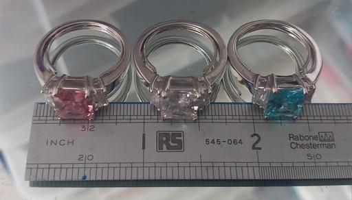  — 3 large vintage avon gemstone rings