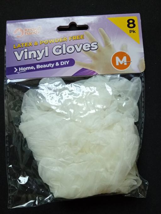  — new pack of 8 Vinyl gloves