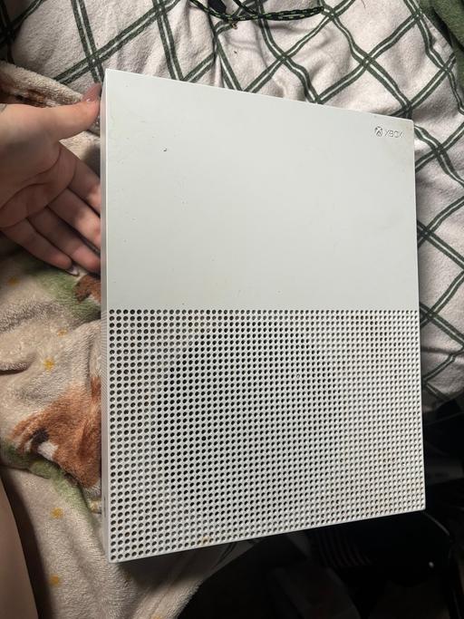  — Xbox one s