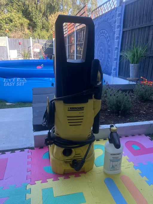  — Pressure washer