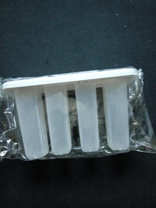  — brand new ICE LOLLY MAKER SET
