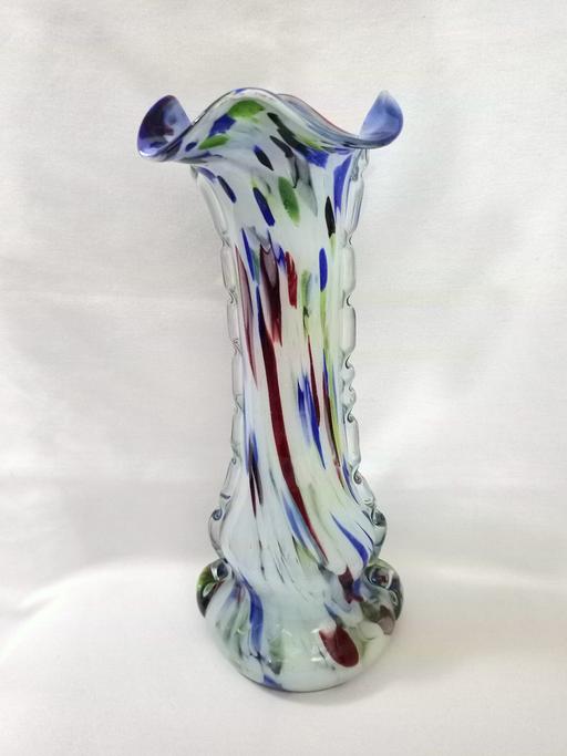  — VINTAGE MURANO STYLE TALL SPLATTER VASE.