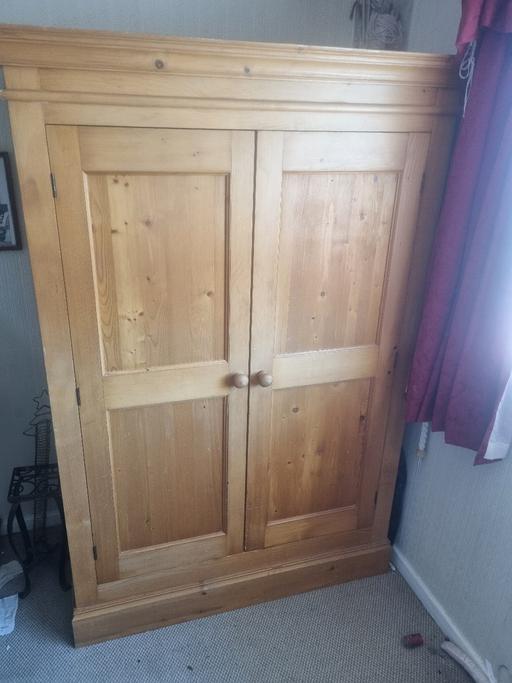  — wardrobe pine 2 door