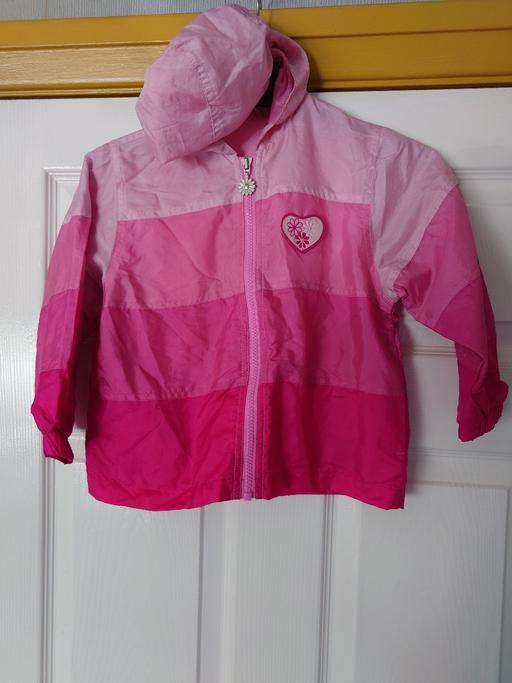  — Girls pink coat size 3-4 years
