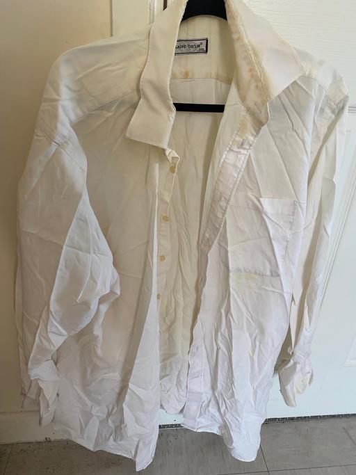  — Mens small white long sleeve shirt.