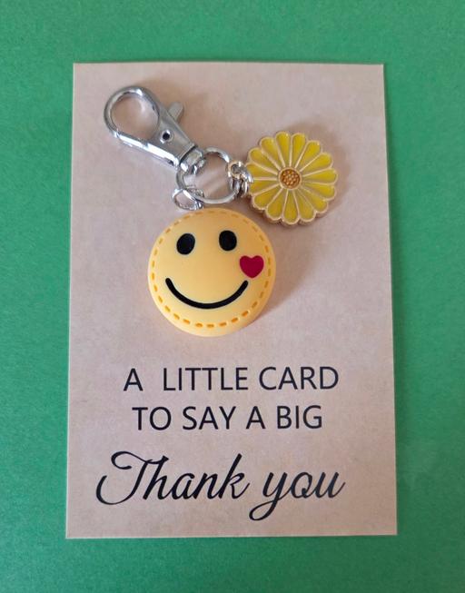  — SMILEY THANKYOU HUG