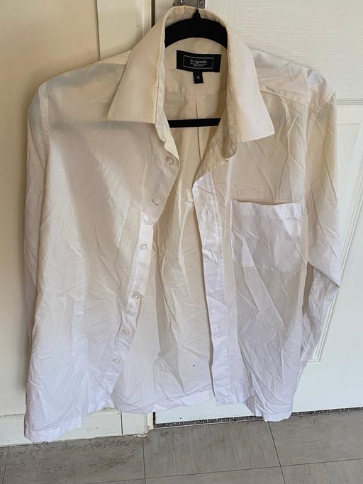  — Mens small white long sleeve shirt.