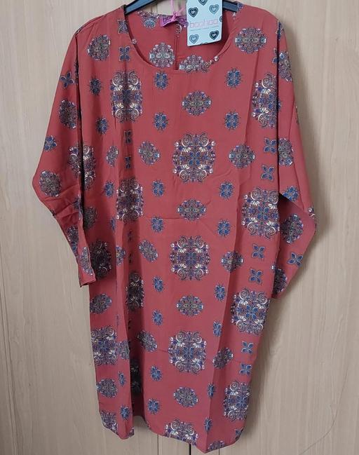  — Boohoo print long sleeve top Brand New