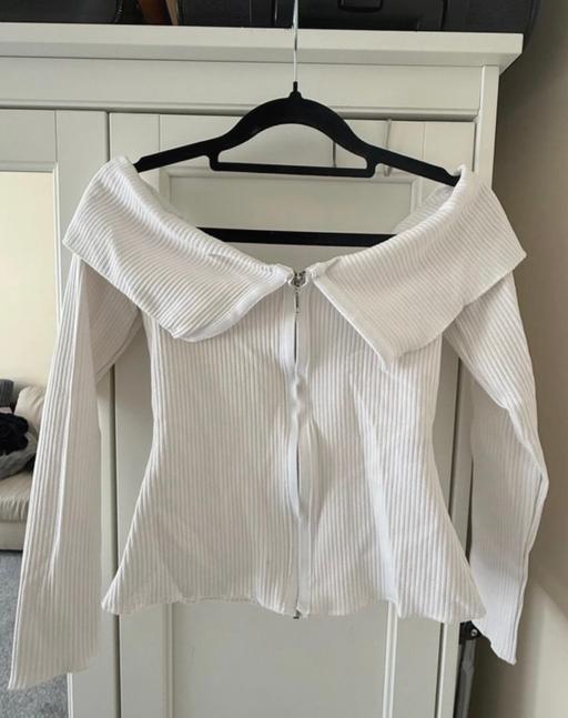  — Sweater Zara