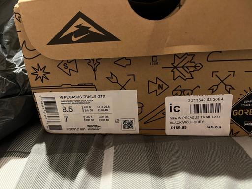  — Nike Pegasus Trail 5 Gortex
