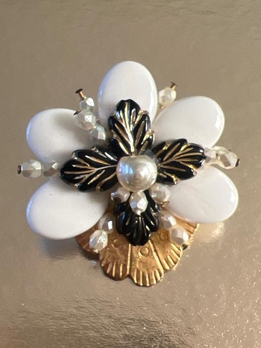  — Brooch