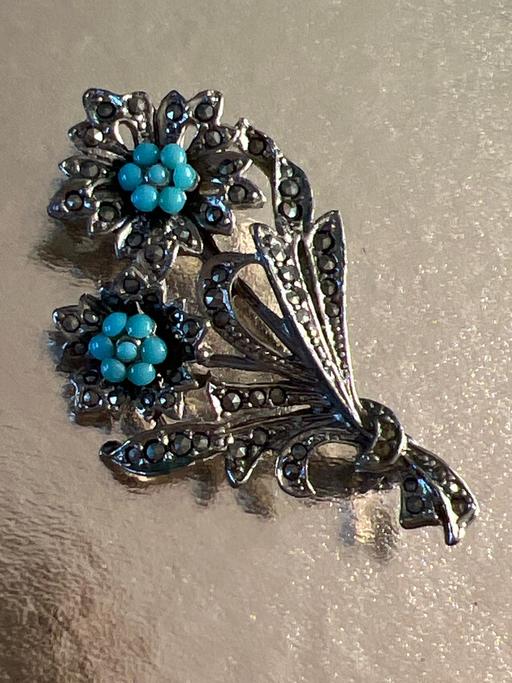  — Vintage brooch
