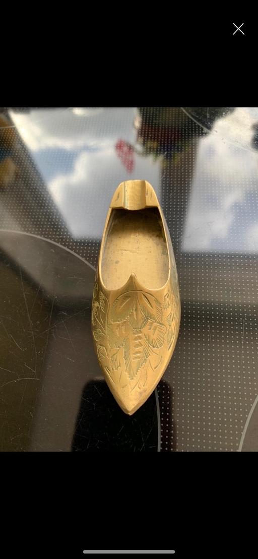  — Vintage Indian shoe ashtray