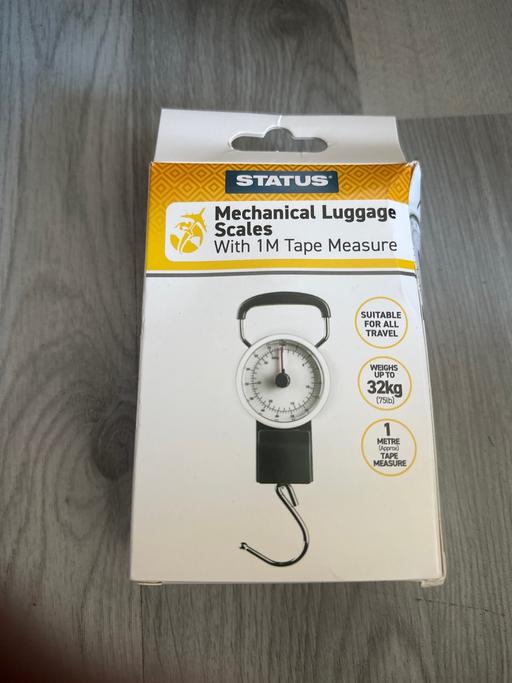  — Luggage scales