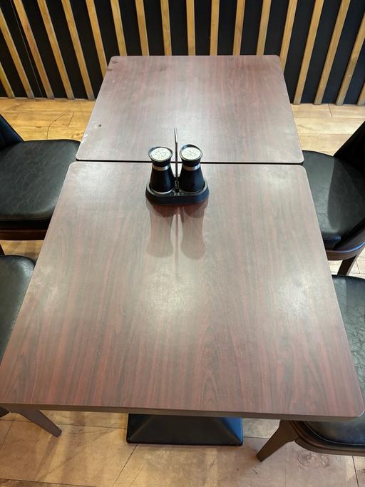  — Restaurant/Cafe table