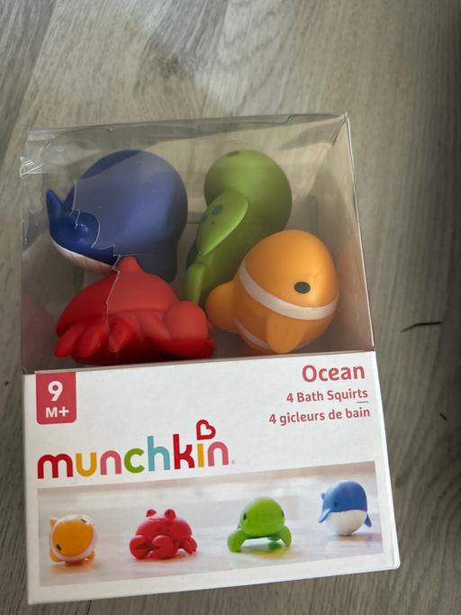  — Munchkin bath toys
