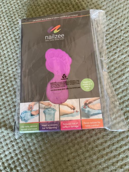  — Nailzee nail care