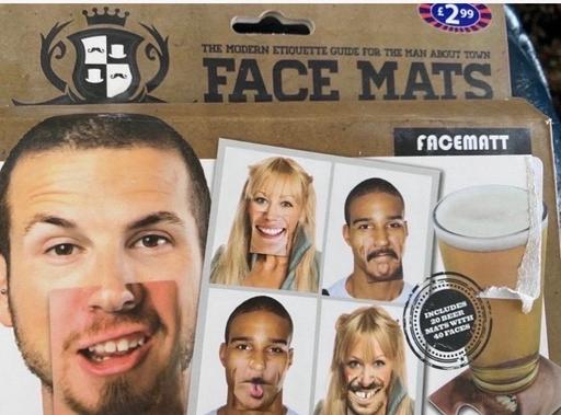  — Face placemats