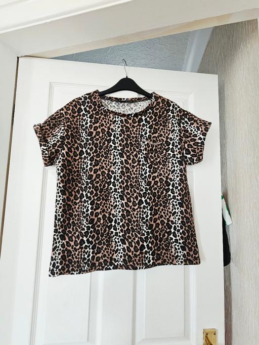  — Soft feel top, size 12..like new.