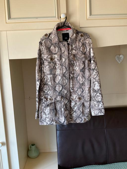  — river island jacket