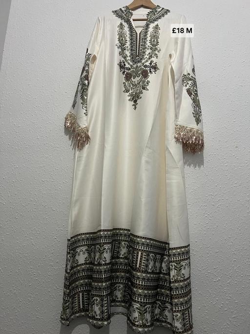  — Fabulous dress size M