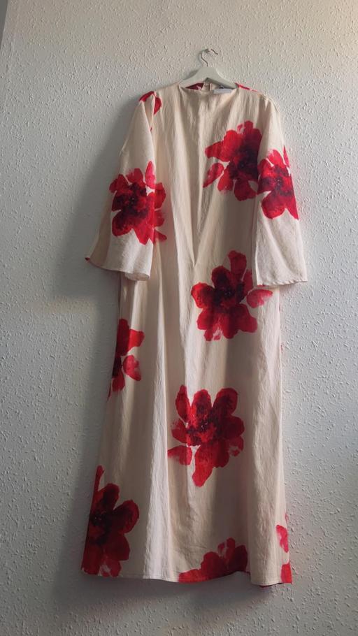  — Floral dress pretty
