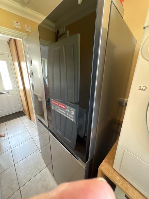  — Refrigerator