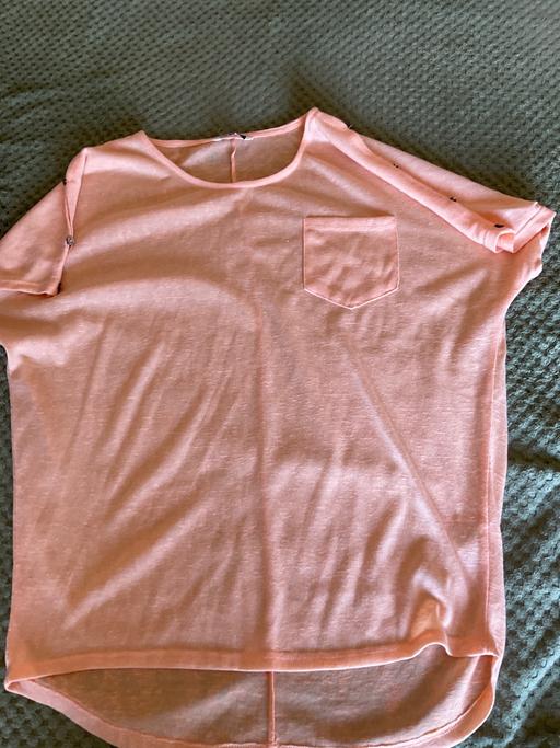  — ladies top