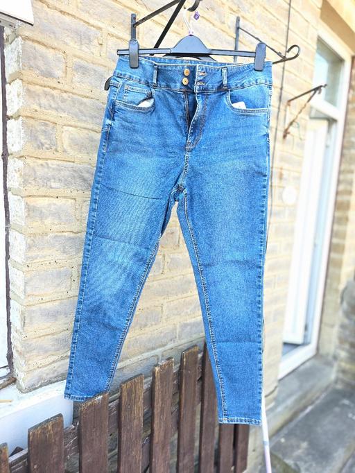  — New Look Yazmin size 16 skinny jeans