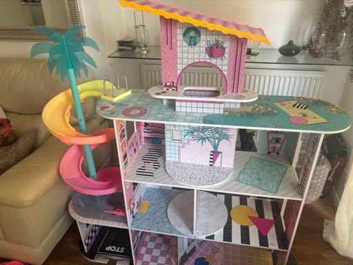  — LOL Surprise Dollhouse